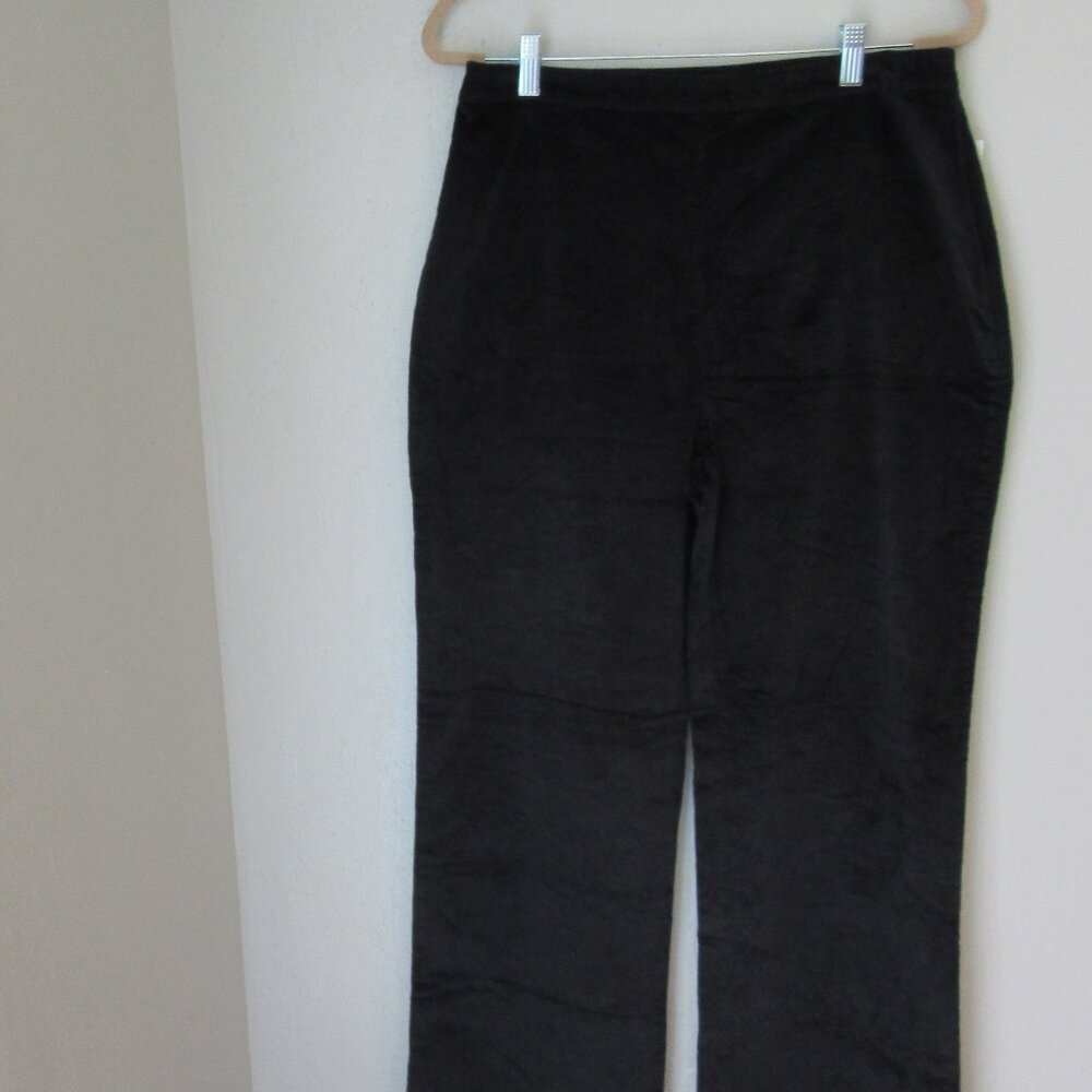 BP Black Corduroy L Straight Leg Pullon Back Pockets Pants NWT